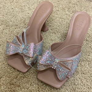 Inc NWT AB bling nude bow dressy heels sandals slip on size 6
